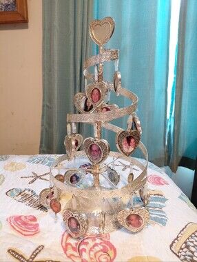 Things Remembered Silver Embossed Family Photo Tree Heart Shaped Hanging Charms